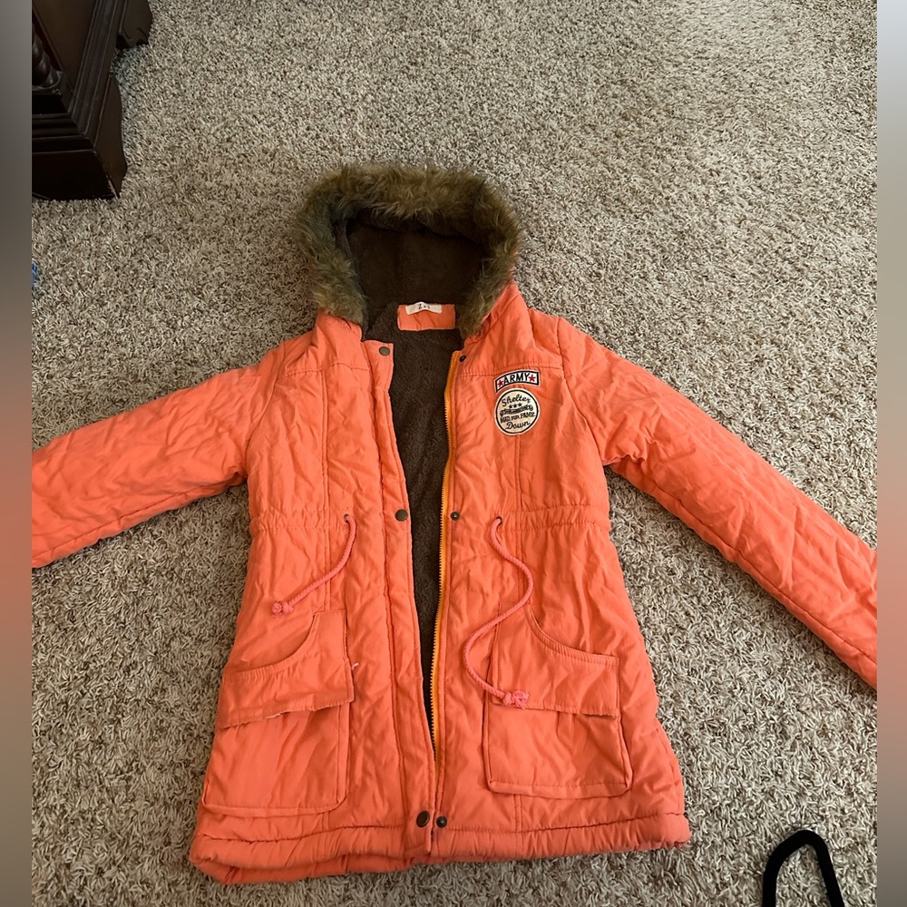 Z & I Warm Winter Jacket has multiple pockets orange/peach color size small